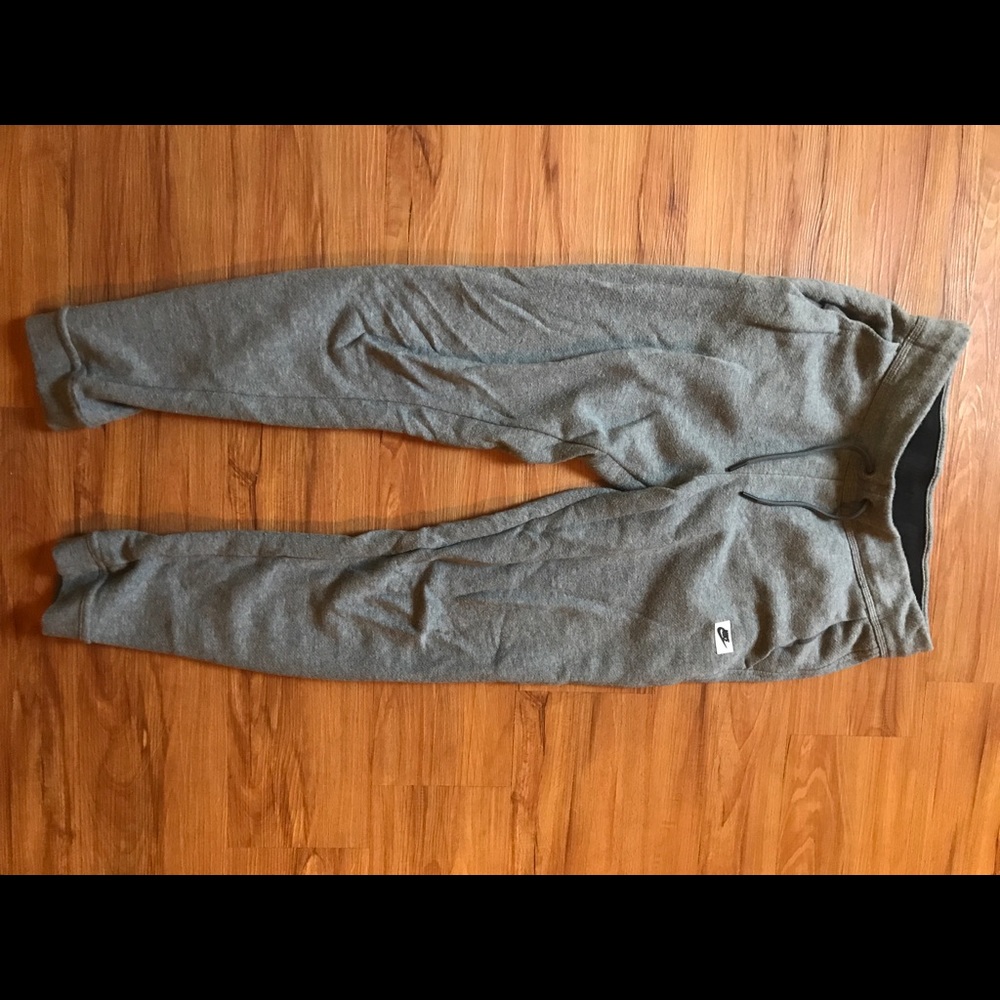 nike joggers